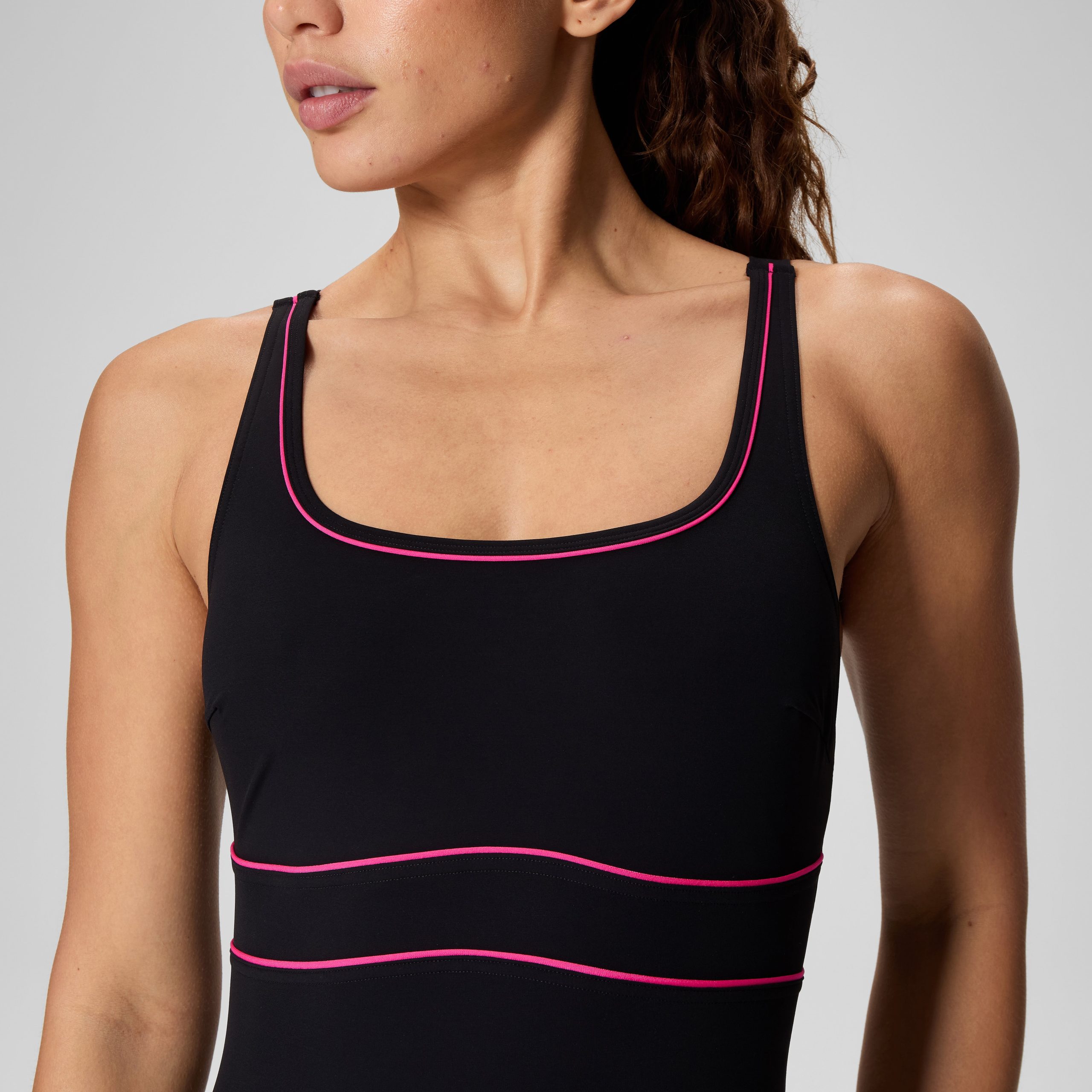 Women's Shaping Contour Eclipse Solid One Piece Black/Pink - Image 9