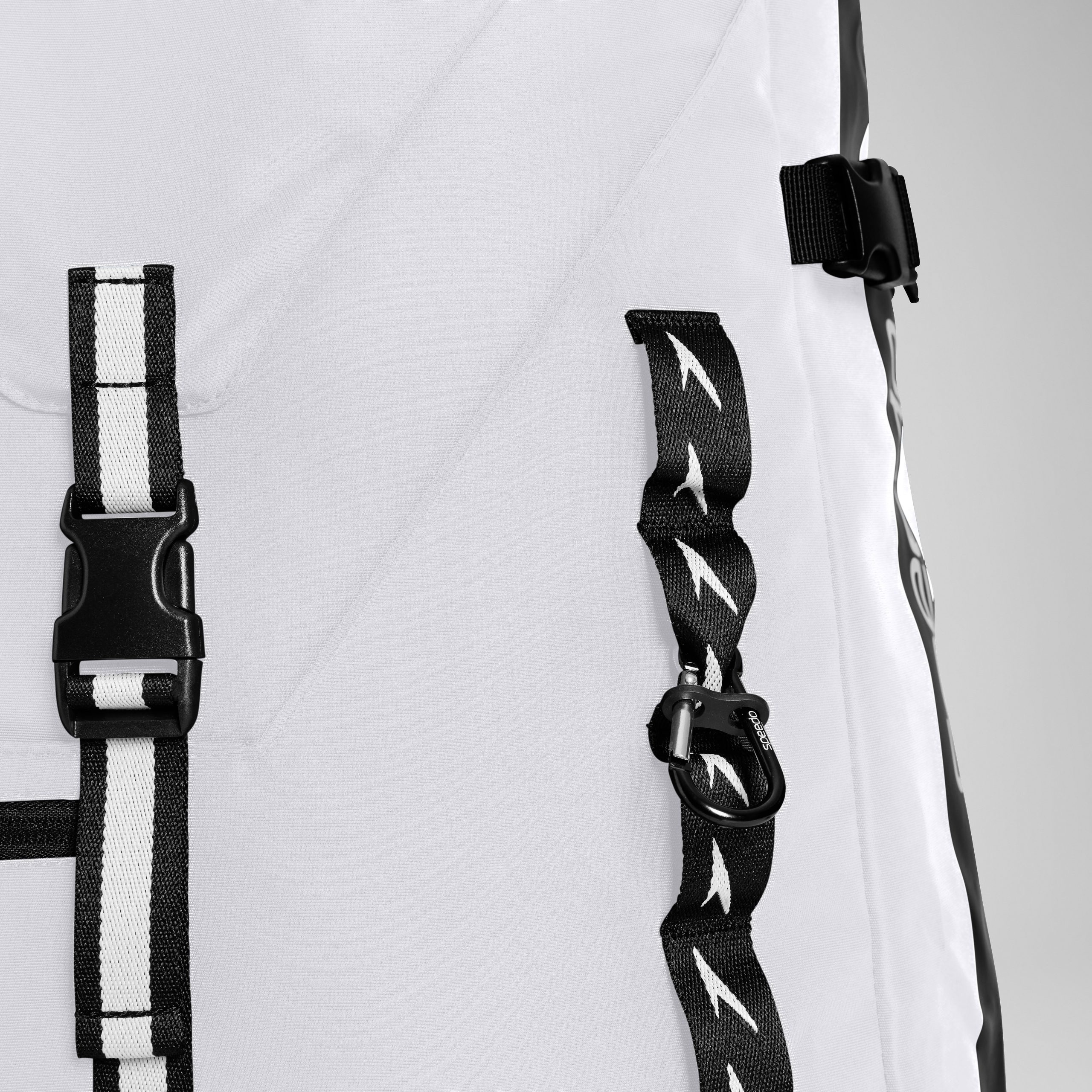 45L Pro Rucksack White - Image 5
