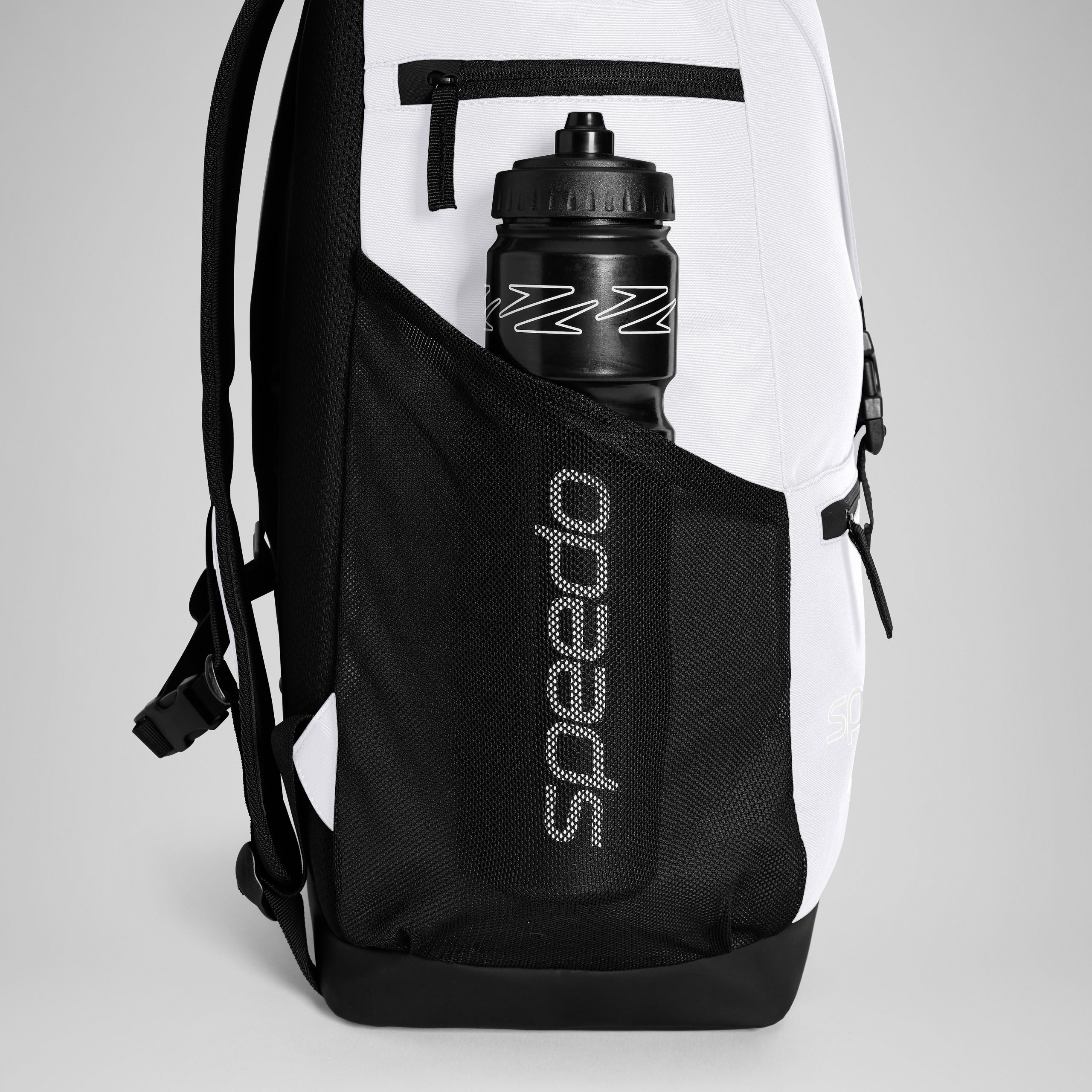 35L Team Rucksack White - Image 5